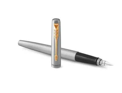 Parker Jotter Stainless Steel Chrome Trim Fountain Pen